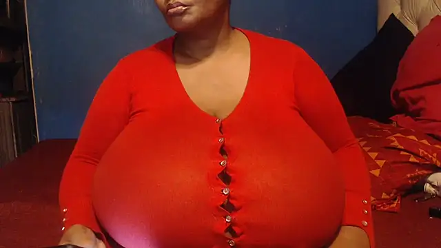 Snapshot of CUTEFIRMMELONSS chatting on 02-26-25, 03:32 CUTEFIRMMELONSS online show from 02-26-25, 03:32