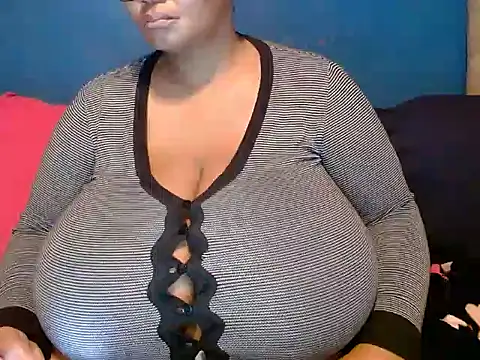 Snapshot of CUTEFIRMMELONSS chatting on 03-11-25, 03:37 CUTEFIRMMELONSS online show from 03-11-25, 03:37