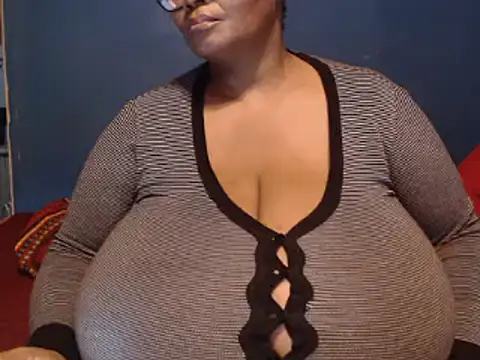 Snapshot of CUTEFIRMMELONSS chatting on 03-13-25, 08:22 CUTEFIRMMELONSS online show from 03-13-25, 08:22