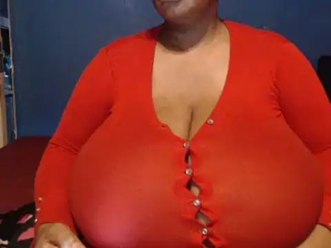 Snapshot of CUTEFIRMMELONSS chatting on 03-19-25, 03:41 CUTEFIRMMELONSS online show from 03-19-25, 03:41