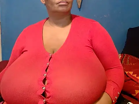 Snapshot of CUTEFIRMMELONSS chatting on 03-19-25, 08:32 CUTEFIRMMELONSS online show from 03-19-25, 08:32