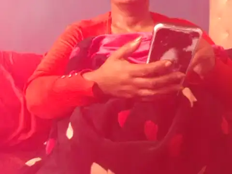 Snapshot of CUTEFIRMMELONSS chatting on 03-23-25, 06:37 CUTEFIRMMELONSS online show from 03-23-25, 06:37