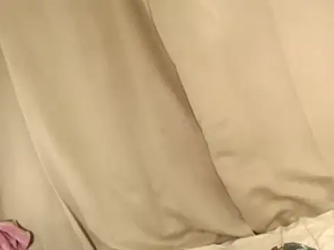 ehotlovea  online show from 03-10-25, 04:03