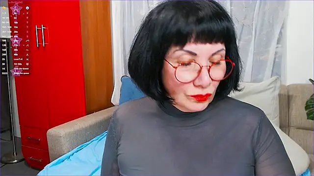 SquirtySlut online show from 01-28-25, 06:17