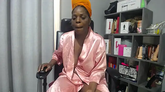 Shaniko89 online show from 10-11-25, 05:17