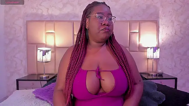 Darnellqueen online show from 01-14-25, 04:04