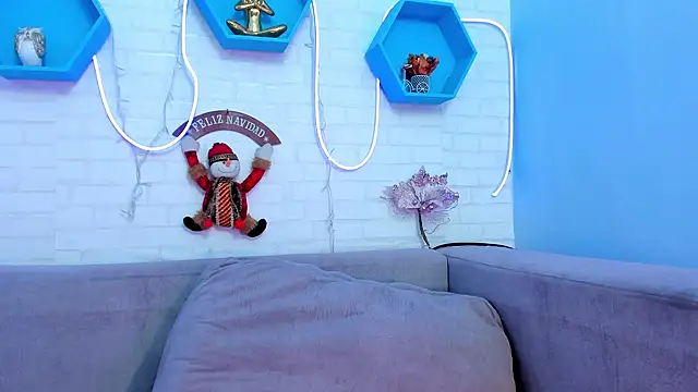 Snapshot of Helenn_monroy1 chatting on 12-20-24, 05:51 Helenn monroy1 online show from 12-20-24, 05:51