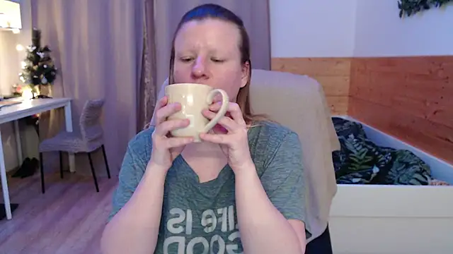 Snapshot of Exponent_5 chatting on 02-06-26, 05:49 Exponent 5 online show from 02-06-26, 05:49