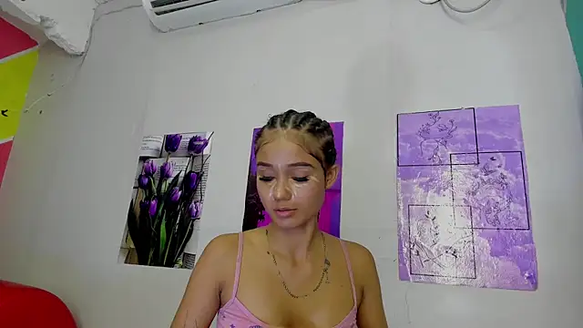 MarianaManzur online show from 03-20-25, 08:19