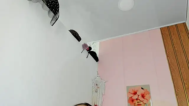 MarianaManzur online show from 04-16-26, 09:39