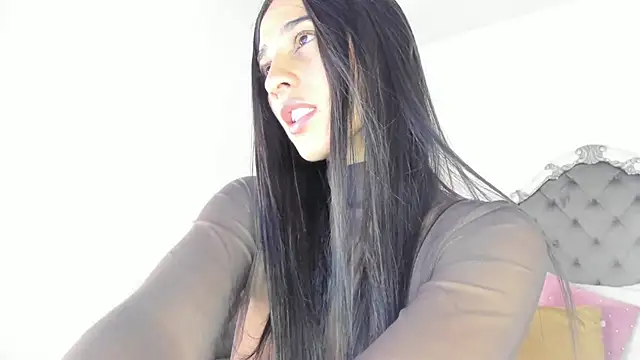 Snapshot of Valentina_Ross_ chatting on 07-01-26, 12:07 Valentina Ross online show from 07-01-26, 12:07