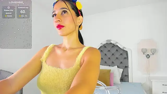 Snapshot of Valentina_Ross_ chatting on 07-07-26, 11:58 Valentina Ross online show from 07-07-26, 11:58