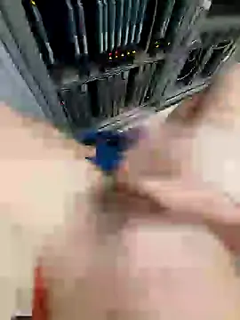 Snapshot of Pascutt chatting on 01-13-25, 10:47 Pascutt online show from 01-13-25, 10:47