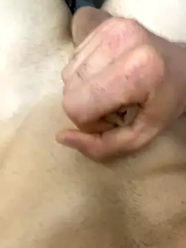 Snapshot of Pascutt chatting on 09-17-25, 09:05 Pascutt online show from 09-17-25, 09:05