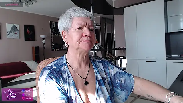 roxana brooks online show from 04-05-26, 08:11