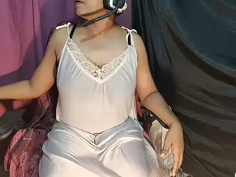 Snapshot of shani-akki chatting on 05-22-26, 05:18 shani-akki online show from 05-22-26, 05:18