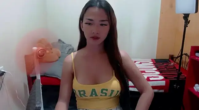 Snapshot of Ladygel20 chatting on 02-22-25, 07:45 Ladygel20 online show from 02-22-25, 07:45