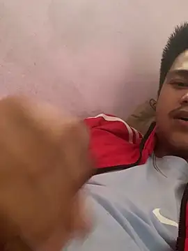 Hullax online show from 03-13-26, 03:02