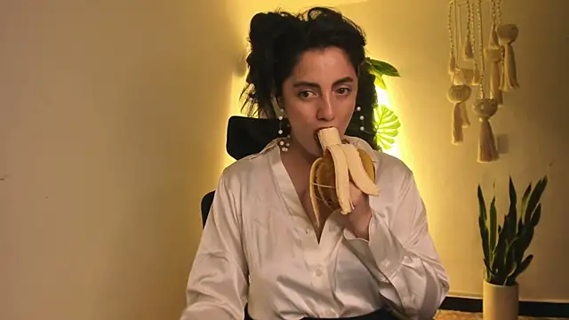 Mala Bad online show from 02-11-25, 04:13