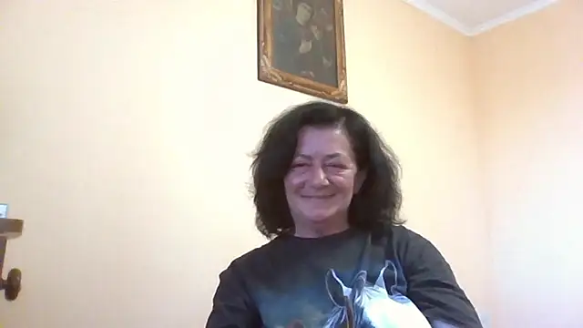 Snapshot of GypsiQueen2 chatting on 06-09-26, 06:08 GypsiQueen2 online show from 06-09-26, 06:08