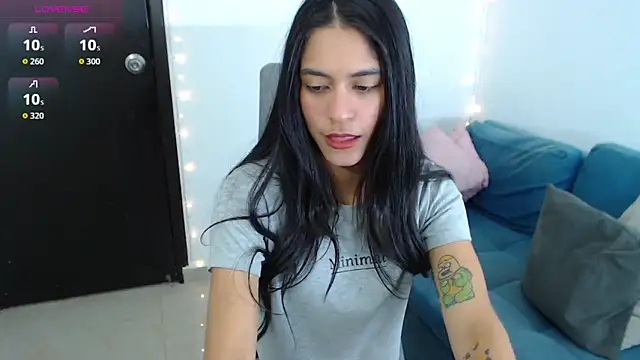 Snapshot of imSophia chatting on 09-14-25, 09:03 imSophia online show from 09-14-25, 09:03