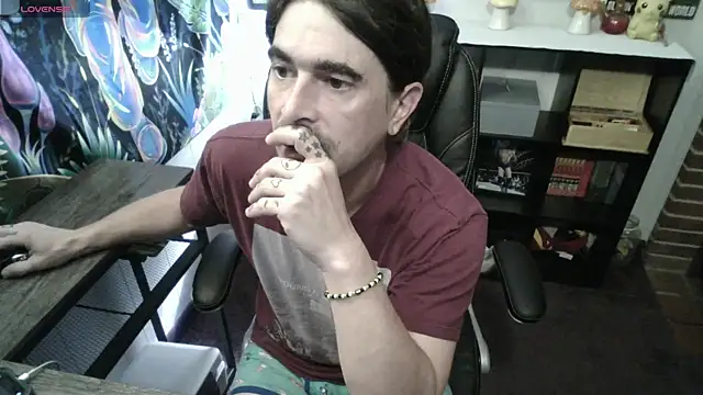 Snapshot of XxBobbyDigitalxX chatting on 06-12-26, 07:13 XxBobbyDigitalxX online show from 06-12-26, 07:13