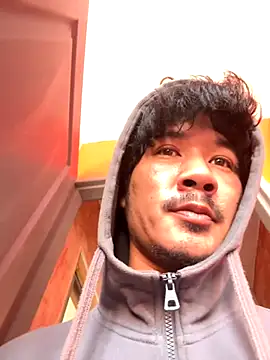 juniiorre online show from 10-15-25, 11:54