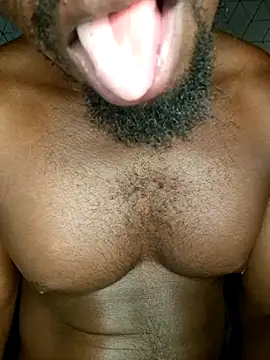 Texanguy01 online show from 10-19-25, 08:59