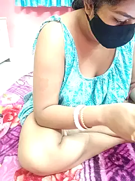 Snapshot of Bengali-boudi chatting on 06-04-26, 06:47 Bengali-boudi online show from 06-04-26, 06:47