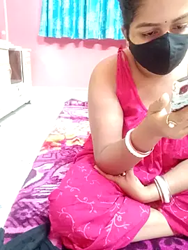 Snapshot of Bengali-boudi chatting on 06-13-26, 06:17 Bengali-boudi online show from 06-13-26, 06:17