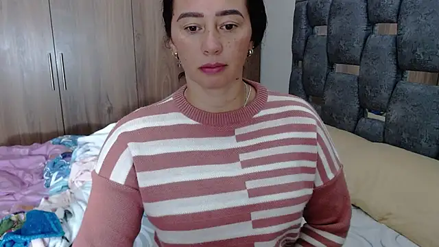 sara hott 1 online show from 01-21-25, 02:37