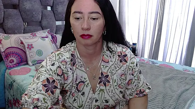 sara hott 1 online show from 11-09-25, 02:59