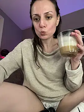 Snapshot of hades4ness chatting on 12-20-24, 12:49 hades4ness online show from 12-20-24, 12:49