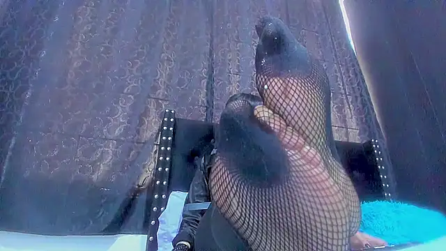 amareto queen online show from 11-01-25, 08:00