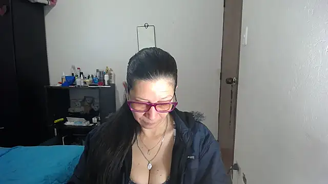 latin49 online show from 10-25-25, 05:15