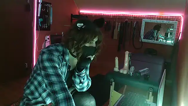 Ginny-the-bdsm-nympho online show from 12-08-24, 06:17