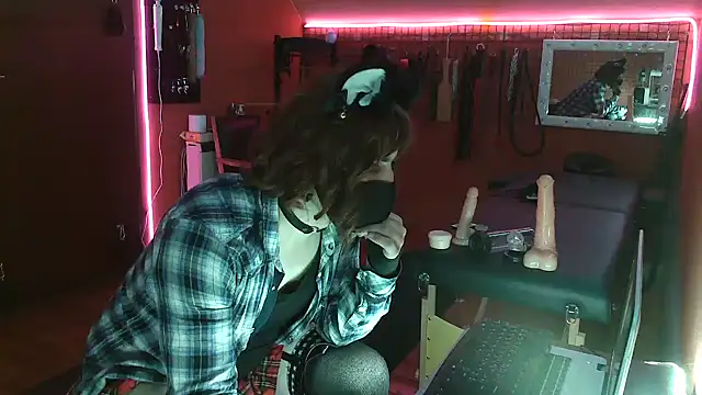 Ginny-the-bdsm-nympho online show from 02-27-25, 05:47