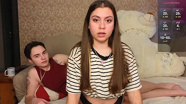 twobabesweet online show from 09-25-25, 02:48