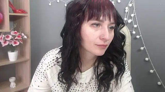 NinaFlawlees online show from 02-19-26, 07:04