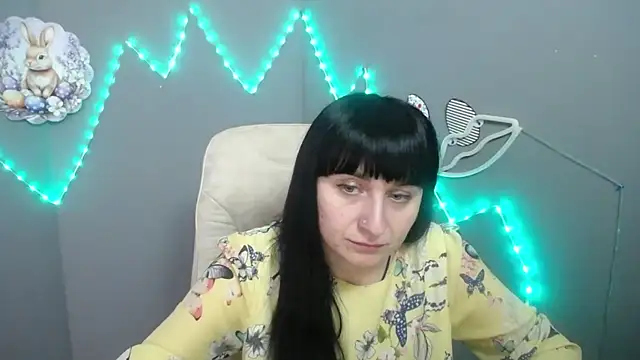 NinaFlawlees online show from 04-08-26, 12:16