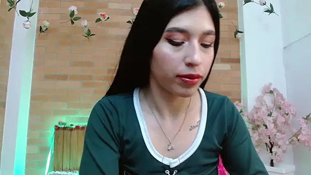 adriscute online show from 06-10-26, 02:45