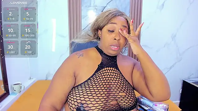 HannyMansonh online show from 12-04-25, 03:27