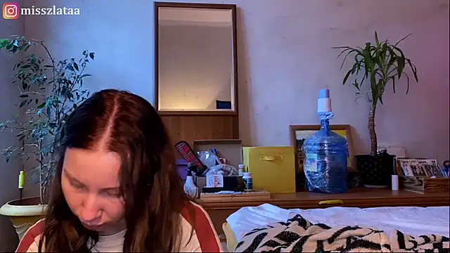 elfess online show from 11-06-25, 10:38