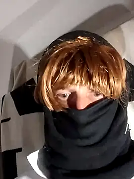 Snapshot of xxxcross90 chatting on 02-24-26, 02:42 xxxcross90 online show from 02-24-26, 02:42