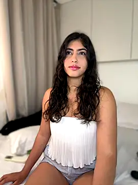 Gaby zahir  online show from 10-03-25, 11:40