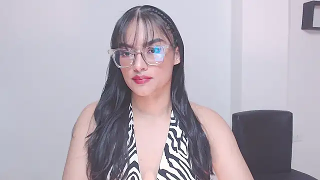 Snapshot of 1eve_rox chatting on 05-18-26, 11:21 1eve rox online show from 05-18-26, 11:21