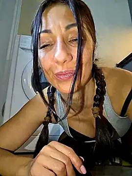 LeticiaWoods online show from 01-05-26, 05:27