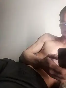 Snapshot of kgltintan chatting on 01-18-25, 01:08 kgltintan online show from 01-18-25, 01:08