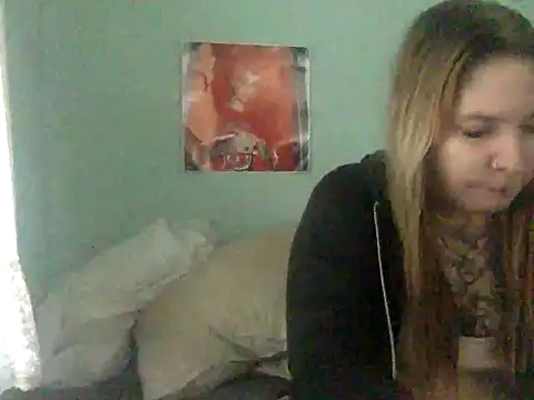 Snapshot of alexabunni chatting on 10-12-25, 03:33 alexabunni online show from 10-12-25, 03:33