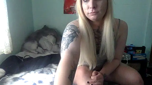 Snapshot of alexabunni chatting on 07-24-26, 02:48 alexabunni online show from 07-24-26, 02:48
